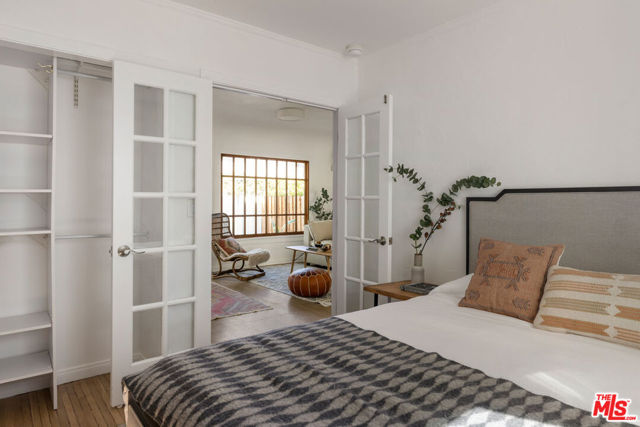 9204 National Boulevard, Los Angeles CA: https://media.crmls.org/mediaz/1294f293-2727-401c-b352-39bf28f677f6.jpg