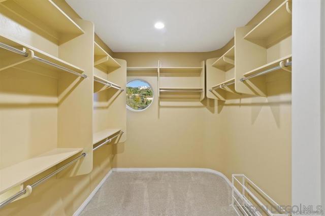 836 Camelot Pkwy, El Cajon CA: https://media.crmls.org/mediaz/12957ed3-fbbd-42c3-b12e-88601b409f30.jpg