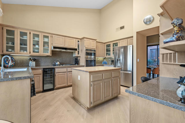 402 Running Springs Drive, Palm Desert, CA 92211