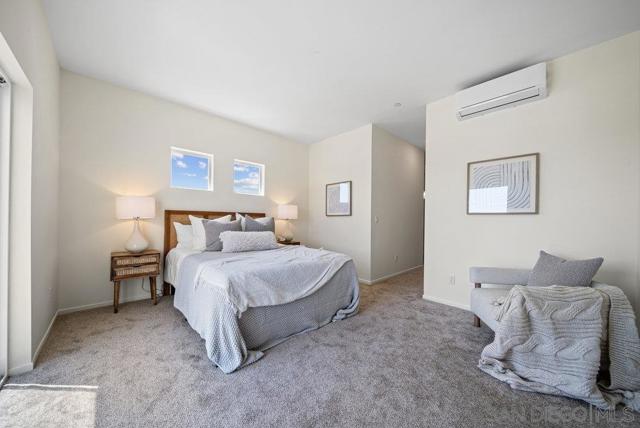 8160 Golden Ave, Lemon Grove CA: https://media.crmls.org/mediaz/1296d11d-db2d-467e-9880-bd1f76342df1.jpg