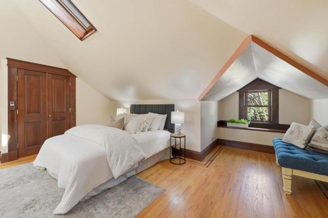 809 E 5th Avenue, San Mateo CA: https://media.crmls.org/mediaz/1296f8b0-5fc3-459e-9503-e5359d9e77b6.jpg