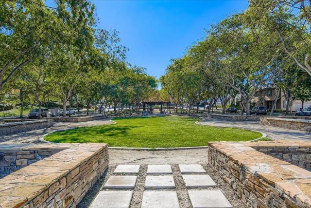 17019 Camino Marcilla, San Diego CA: https://media.crmls.org/mediaz/1297b70b-2525-4fc2-bec5-03baf65f7527.jpg