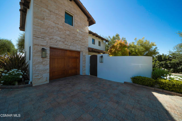 1451 E La Loma Avenue, Somis CA: https://media.crmls.org/mediaz/1297e11f-edcc-40bb-bada-d015ec7db18f.jpg