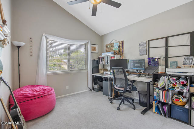 974 Hillview Cir Simi Valley-large-032-0