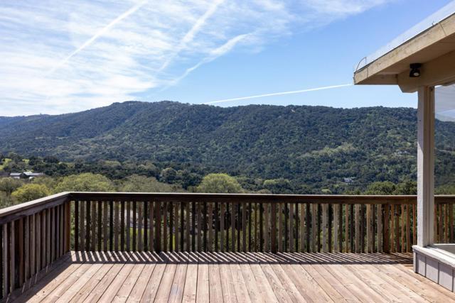 233 Vista Verde, Carmel Valley CA: https://media.crmls.org/mediaz/1298a704-7c97-445b-93a8-51dd19fe92fe.jpg