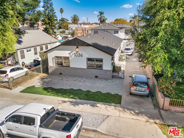 1036 Cherry Avenue, Long Beach CA: https://media.crmls.org/mediaz/1298dcd0-f747-4c9f-b460-22702f30647e.jpg