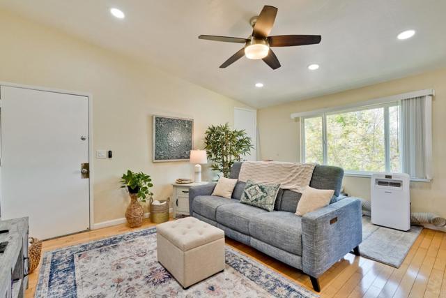 603 Beta Court, Campbell CA: https://media.crmls.org/mediaz/12999a14-24da-4065-871f-f9f3cdedebb5.jpg