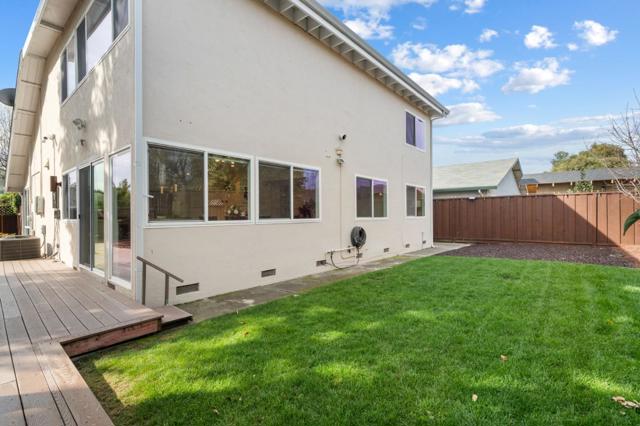 Image 28 of 47 For 261 Los Palmos Way