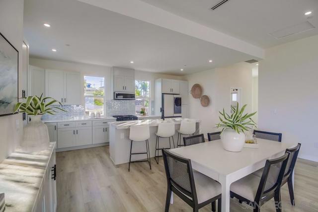 4607 Santa Cruz, San Diego CA: https://media.crmls.org/mediaz/129cf474-6394-4cb4-8a38-f8714ceb2f14.jpg
