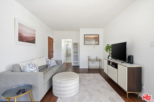 2702 11th Street, 5 photo 6