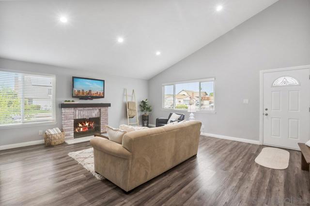8807 Scorpius Way, San Diego CA: https://media.crmls.org/mediaz/129e9a19-aa8c-4a39-907d-a93415a27aa5.jpg