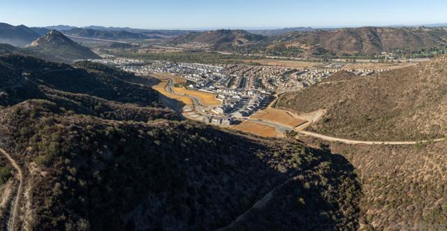 0 Pala Mesa Mountain Dr, Fallbrook CA: https://media.crmls.org/mediaz/12a006ad-662c-470a-b8d4-f766b0ee041d.jpg
