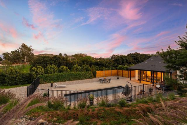 Detail Gallery Image 15 of 75 For 6937 Kellyn Ln, Vista,  CA 92084 - 4 Beds | 4/1 Baths