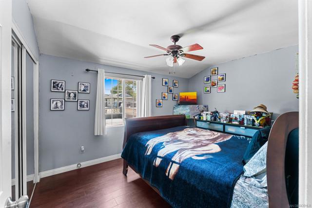 240 Ledgewood Ln, San Diego CA: https://media.crmls.org/mediaz/12a10704-d471-4a0f-ba7b-c611b39ac46c.jpg