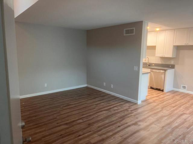 25675 Via Del Rey, San Juan Capistrano CA: https://media.crmls.org/mediaz/12a1434d-229d-4fa0-b43c-fa218463eaac.jpg