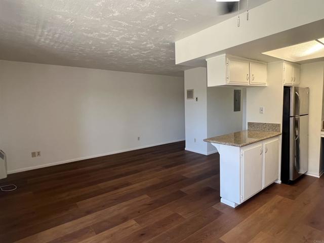 7555 Linda Vista, San Diego CA: https://media.crmls.org/mediaz/12a1ad3d-1f33-4141-bf71-5f2fc1e6b652.jpg