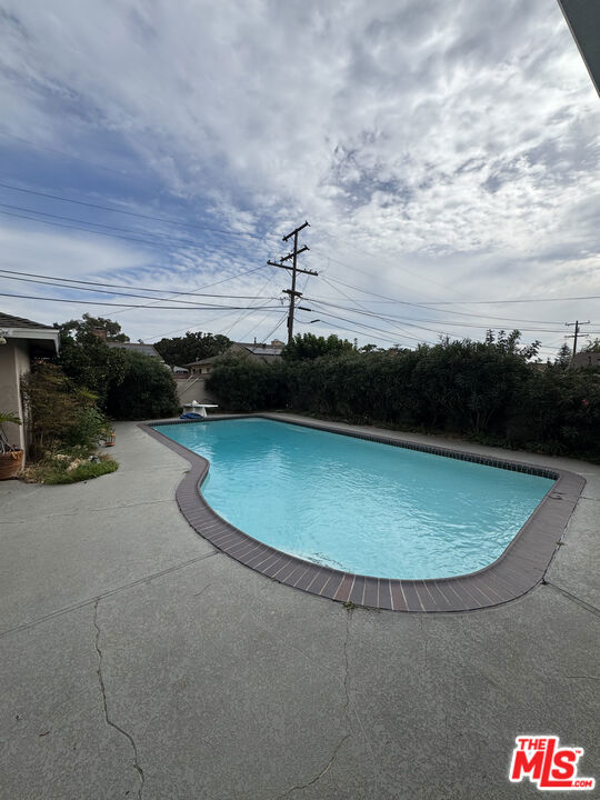 12A2E8B8 A73E 4Beb 8Fcb 5D3B23084395 9300 S 11Th Street, Inglewood, Ca 90305 &Lt;Span Style='BackgroundColor:transparent;Padding:0Px;'&Gt; &Lt;Small&Gt; &Lt;I&Gt; &Lt;/I&Gt; &Lt;/Small&Gt;&Lt;/Span&Gt;