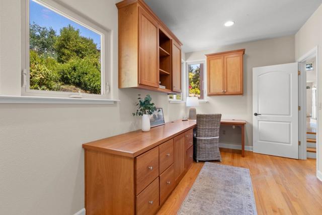 125 Orchard Heights Lane, Corralitos CA: https://media.crmls.org/mediaz/12a3d265-3847-49a1-84d1-10d6b999596c.jpg