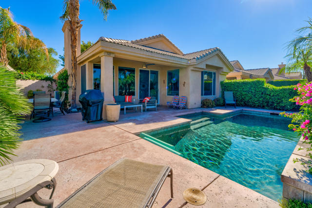 DSC04876_77_78_79_80