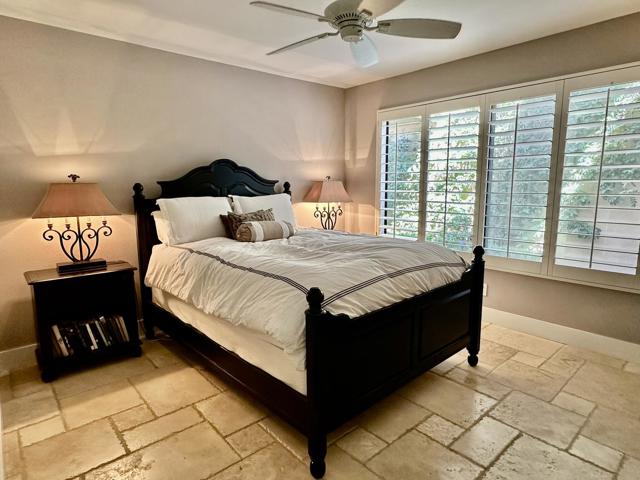 186 Madrid Avenue, Palm Desert CA: https://media.crmls.org/mediaz/12a41082-b75f-46d2-9d0a-2a931e2b53f6.jpg