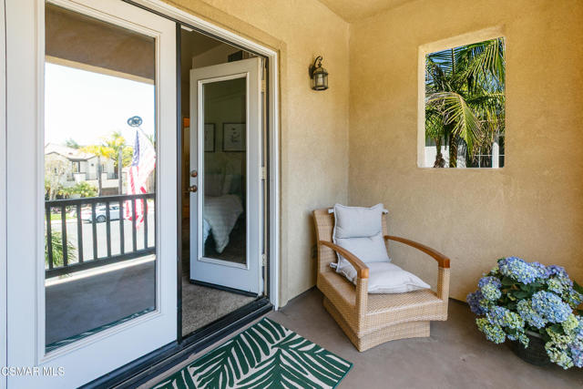 477 Parkview Court, Simi Valley CA: https://media.crmls.org/mediaz/12a41f01-eeeb-46a0-b8be-32d1c8a22b66.jpg