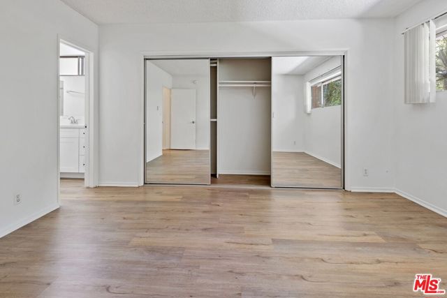 1852 Kelton Avenue, Los Angeles CA: https://media.crmls.org/mediaz/12a446dc-d74d-4945-aa18-2d31d50bddc3.jpg