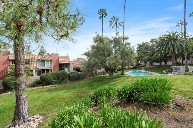 116 Calle Nivel, Los Gatos CA: https://media.crmls.org/mediaz/12a45281-0711-4f1d-8b52-ef465a0a0ecf.jpg