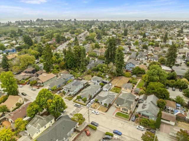233 Rigg Street, Santa Cruz CA: https://media.crmls.org/mediaz/12a48e63-73ba-44b0-b483-f6c6d7e7c4c3.jpg