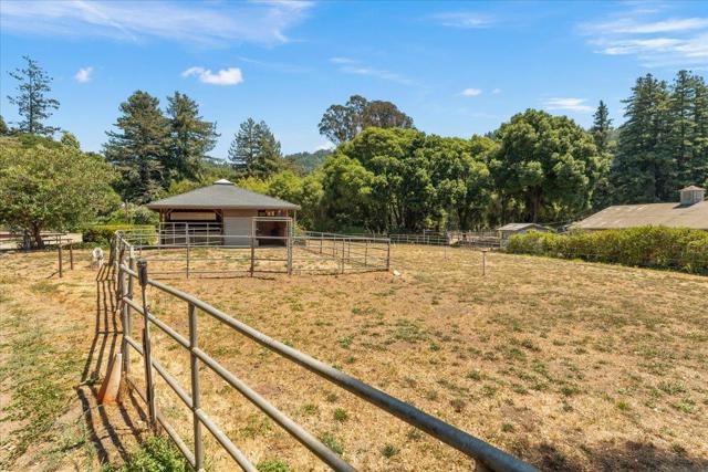 4711 Old San Jose Road, Soquel CA: https://media.crmls.org/mediaz/12a4a2b6-22d7-47ec-98cc-bbe8f8557437.jpg
