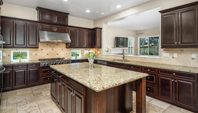 Image 13 of 46 For 7375 Elk Run Way