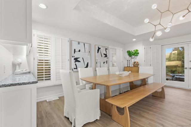 2610 Acuna Ct, Carlsbad CA: https://media.crmls.org/mediaz/12a721d1-50b2-46a3-89fc-d30220ef347d.jpg