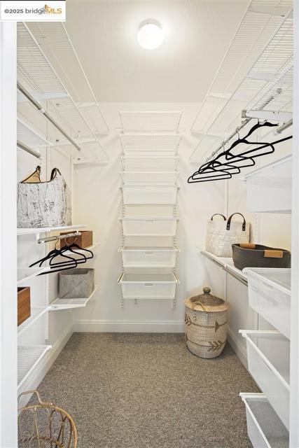 63 Schooner HL, Oakland CA: https://media.crmls.org/mediaz/12a860e1-ad69-4756-85b0-3a04f0ed197b.jpg