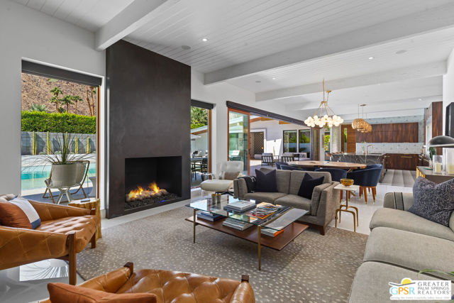 1189 N Rose Avenue, Palm Springs CA: https://media.crmls.org/mediaz/12a959d4-ef4d-4d58-ade5-b95e3a7a0dd7.jpg