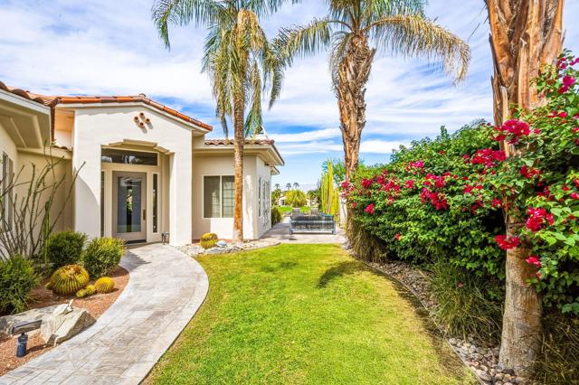 896 Mesa Grande Drive, Palm Desert, CA 92211