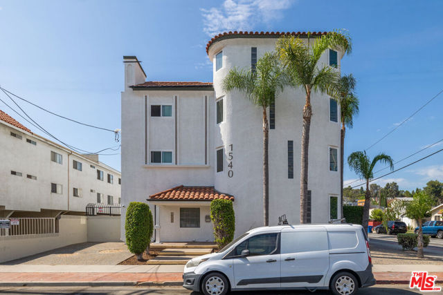 1540 260th Street, Harbor City CA: https://media.crmls.org/mediaz/12aeab8d-82c7-48d6-8a0a-e5ec21c359d7.jpg