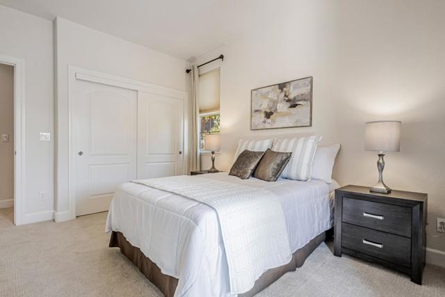 33 Lupine Valley Court, Brisbane CA: https://media.crmls.org/mediaz/12aec84d-7470-4612-8436-af5b61d4fdfa.jpg