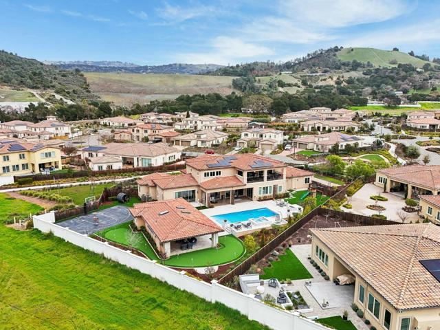 18735 Corte Paterna, Morgan Hill CA: https://media.crmls.org/mediaz/12b00fc3-a443-415a-aa55-06d98be9d172.jpg