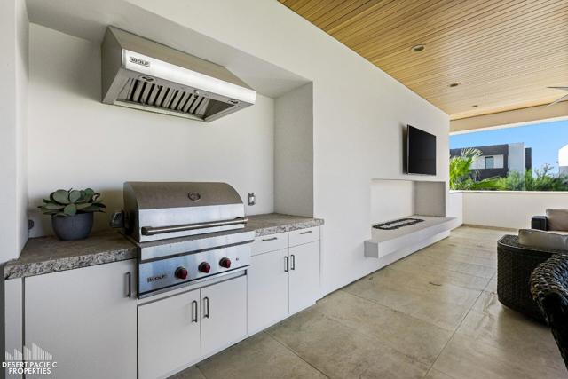 61126 Goodwood Dr, Thermal CA: https://media.crmls.org/mediaz/12b1f9ca-4b63-4257-b0cf-89bd27eb0d4f.jpg