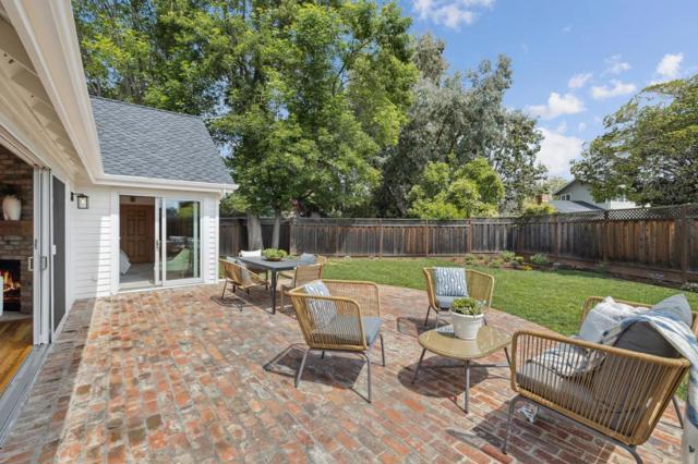 655 Berry Avenue, Los Altos CA: https://media.crmls.org/mediaz/12b299e1-a8fd-4537-a723-9f9ac7ce329a.jpg