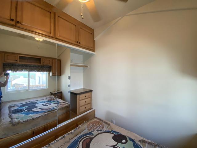 17777 Langlois Road, Desert Hot Springs CA: https://media.crmls.org/mediaz/12b2b6eb-f38c-43b7-8052-a484648352c3.jpg