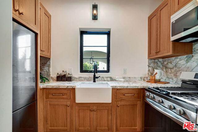8617 Rugby Drive, West Hollywood CA: https://media.crmls.org/mediaz/12b2d636-8678-49b4-afa9-1f0054d530d0.jpg