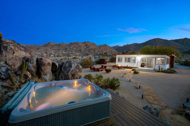 66425 Foothill Drive Drive, Joshua Tree CA: https://media.crmls.org/mediaz/12b331e0-6087-4420-b030-4338b75af2ca.jpg