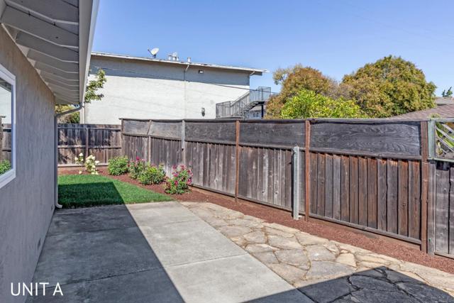 1275 Gainsborough Drive, Sunnyvale CA: https://media.crmls.org/mediaz/12b34511-e014-402f-a096-6f4e89152190.jpg