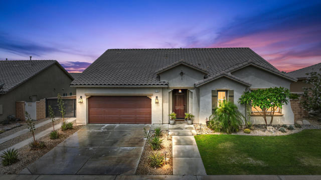 41153 Danforth Court, Indio CA: https://media.crmls.org/mediaz/12b4eb66-8d3f-4e89-9fde-529f963482c3.jpg