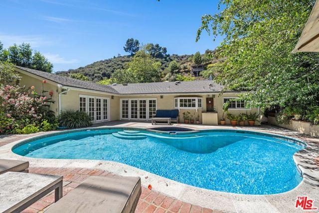 1834 Roscomare Road, Los Angeles CA: https://media.crmls.org/mediaz/12b52017-3c41-4af0-9300-120939b0bd7c.jpg