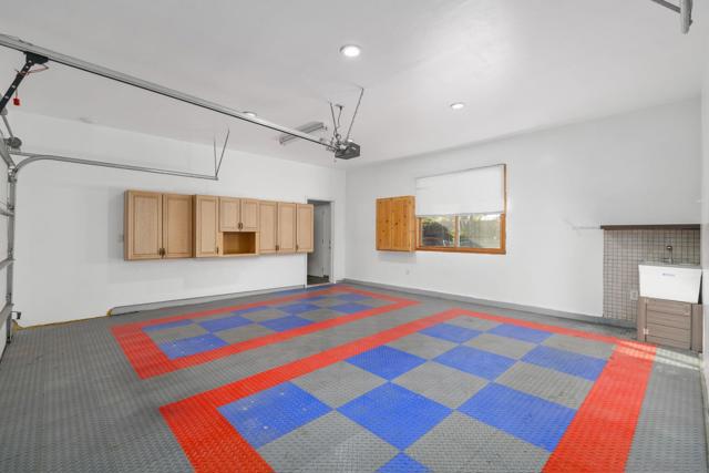 16334 Woodson View Rd, Poway CA: https://media.crmls.org/mediaz/12b60018-1463-4825-85a0-e5bd49ad863b.jpg