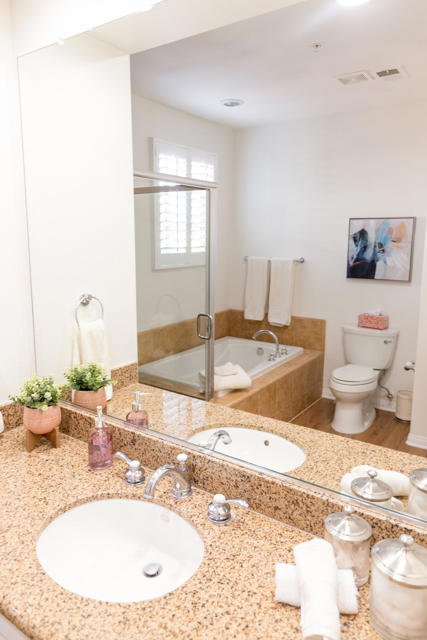 48673 Classic Drive, La Quinta CA: https://media.crmls.org/mediaz/12b604e4-90f7-4092-984e-5c6519be26d4.jpg