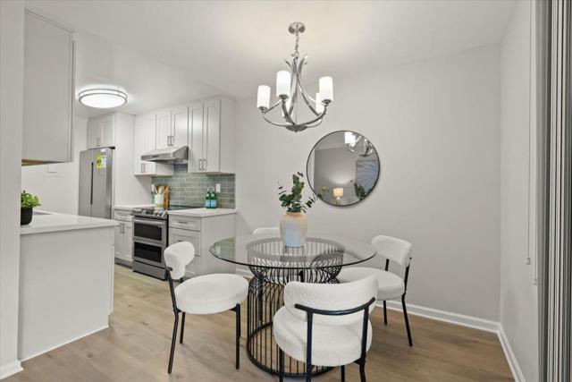 2466 W Bayshore Road, Palo Alto CA: https://media.crmls.org/mediaz/12b8d955-13a2-40d3-a33e-039f4f86b0c4.jpg
