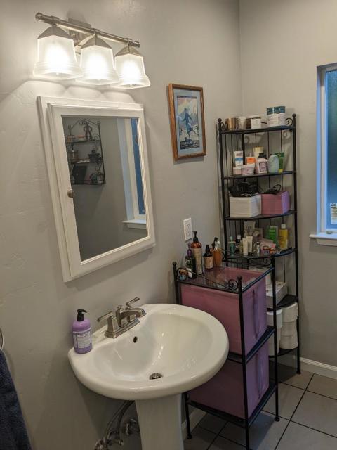 3039 Andrade Avenue, Richmond CA: https://media.crmls.org/mediaz/12b8dccb-6efd-4701-a4b6-713977cdc434.jpg