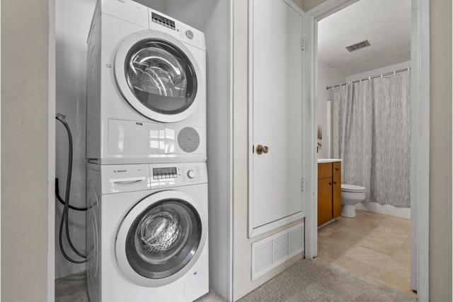 Image 25 of 27 For 2462 Bayshore Road 6